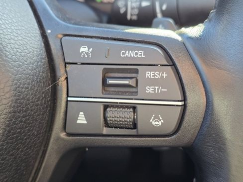 Used 2025 Honda Accord EX-L image 34