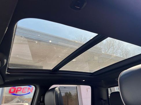 Used 2021 RAM 1500 Laramie w/ Sport Appearance Package image 19