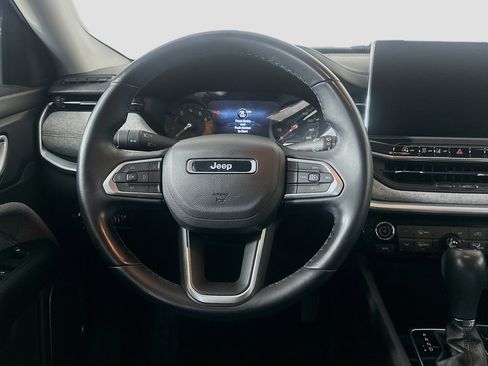 Used 2022 Jeep Compass Latitude AWD/4WD image 18