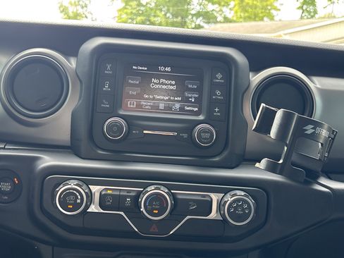 Used 2019 Jeep Wrangler Unlimited Sport S AWD/4WD image 17