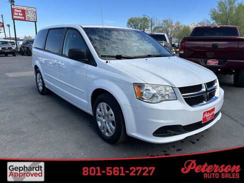 Used 2016 Dodge Grand Caravan SE w/ Quick Order Package 29E SE image 1