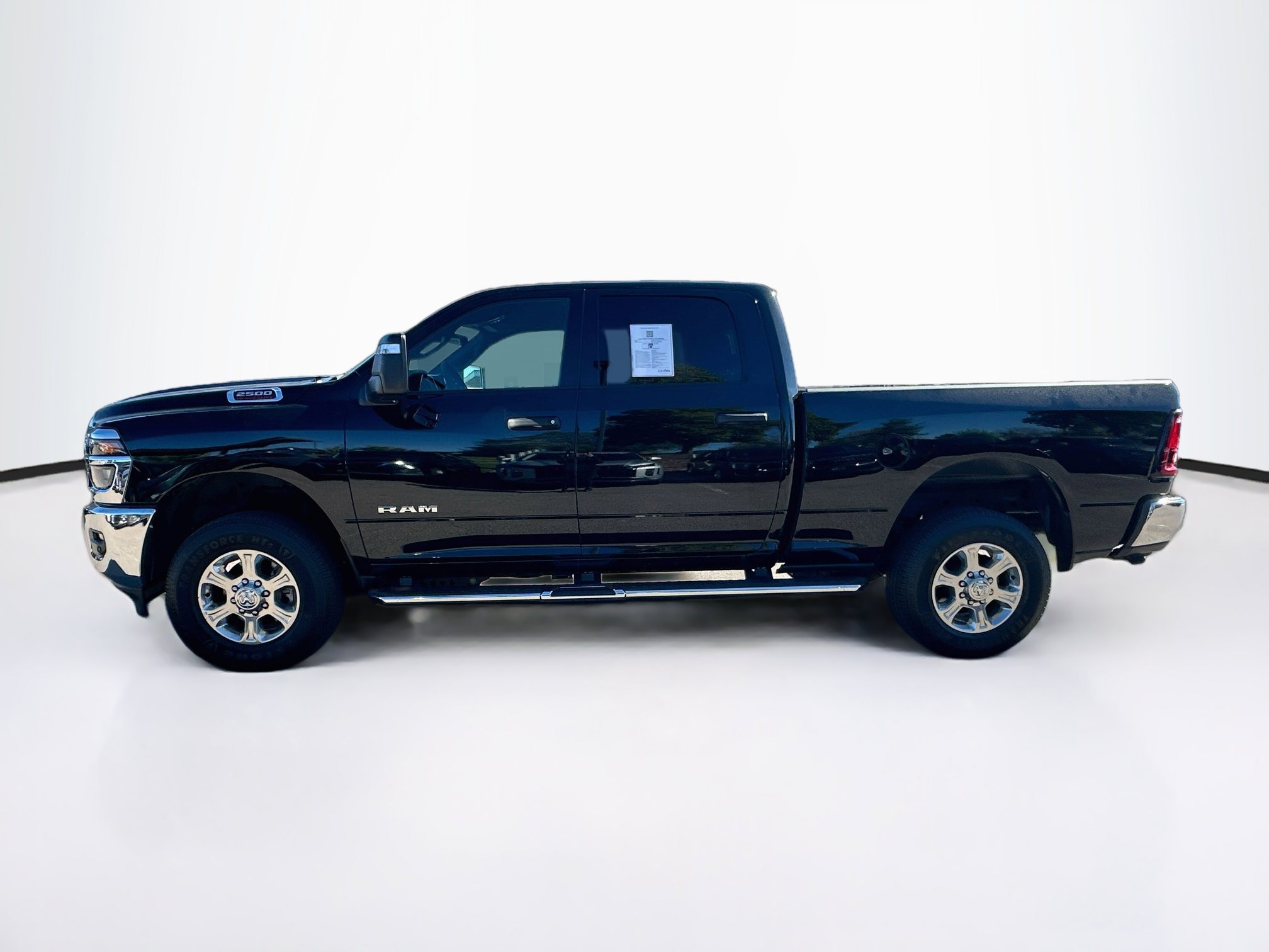 Used 2026 RAM 2500 Big Horn AWD/4WD image 4