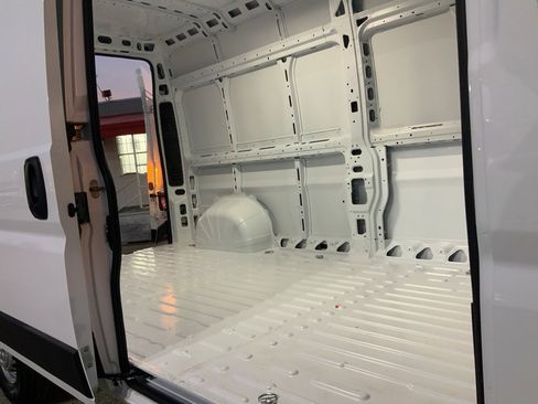New 2026 RAM ProMaster 3500 w/ Convenience Group image 11
