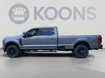 New 2026 Ford F350 Lariat w/ Black Appearance Package