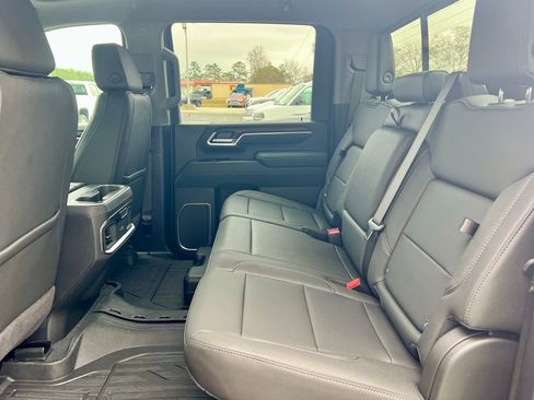 New 2026 GMC Sierra 2500 SLT w/ SLT Premium Package image 13