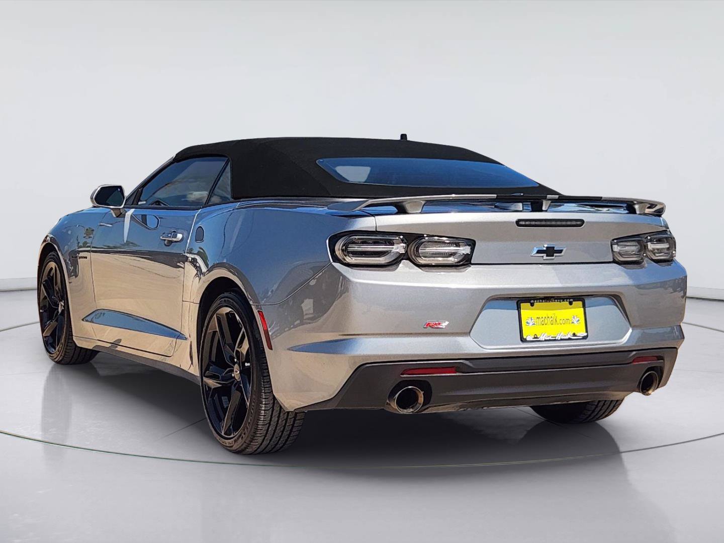 Used 2024 Chevrolet Camaro LT w/ RS Package RWD image 5