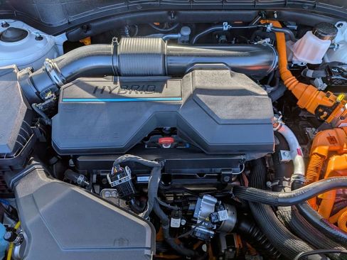 Certified 2025 Hyundai Santa Fe SEL image 32