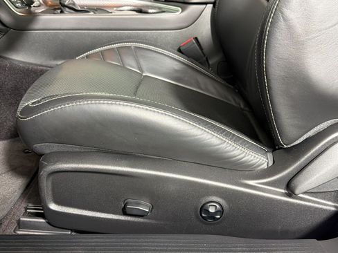 Used 2019 Dodge Challenger SRT Hellcat Redeye RWD image 12