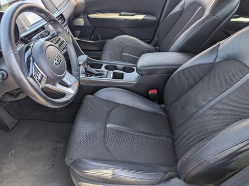 Used 2020 Kia Optima S FWD image 19