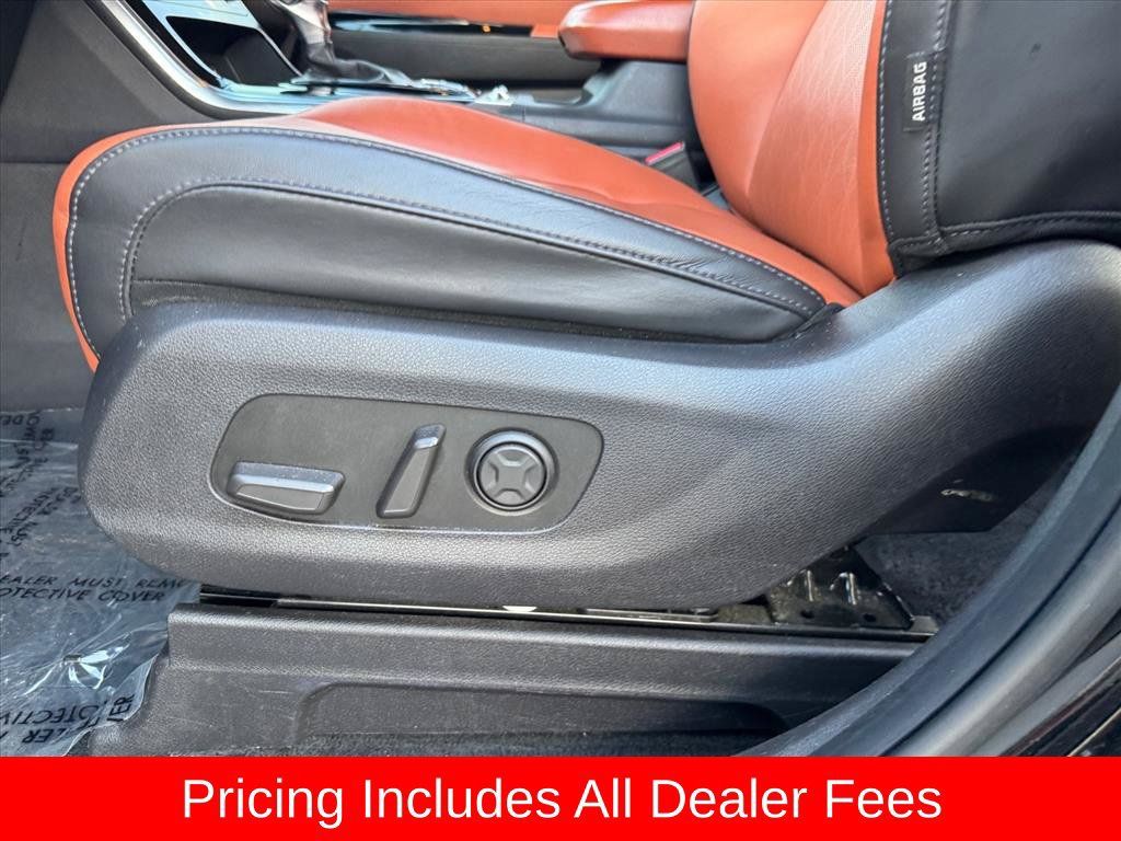 Used 2022 Kia Carnival SX FWD image 17