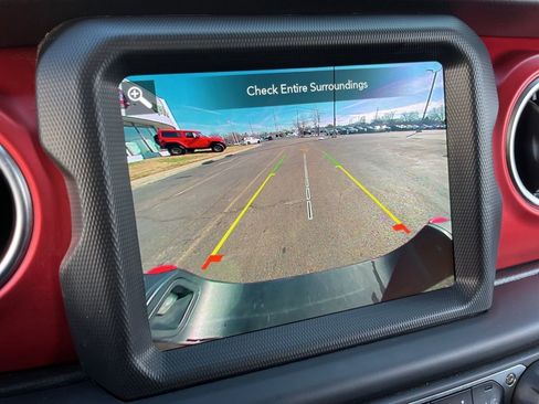 Used 2022 Jeep Gladiator Rubicon w/ LED Lighting Group image 37