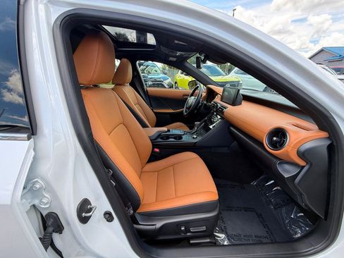 Used 2025 Lexus IS 300 w/ Premium Package RWD image 33