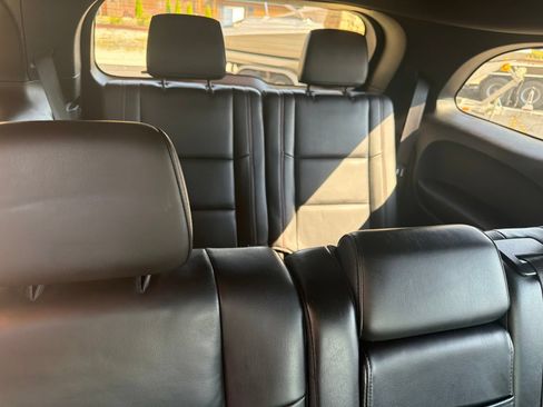 Used 2023 Dodge Durango GT RWD image 4