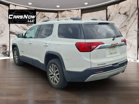 Used 2017 GMC Acadia SLE image 4