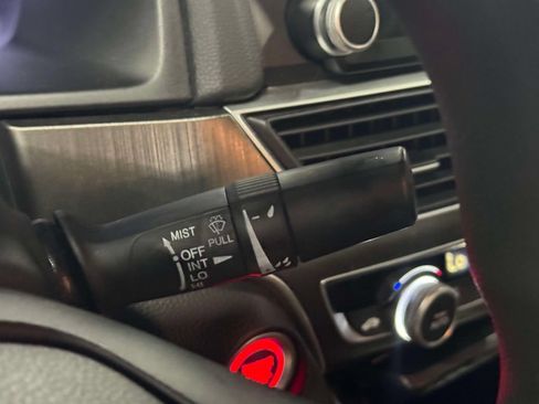 Certified 2019 Honda Accord LX image 13