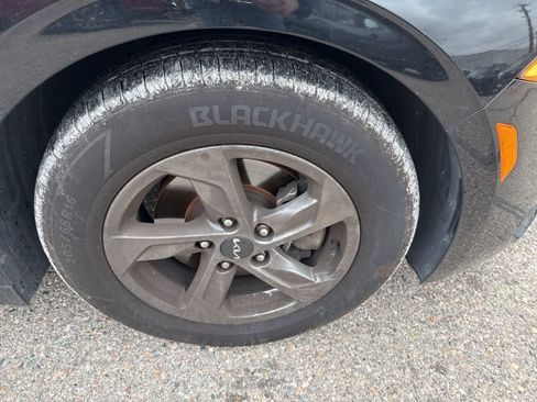 Used 2023 Kia K5 LXS image 5