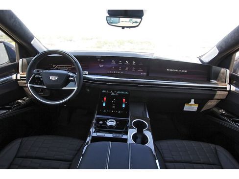 New 2026 Cadillac Escalade Platinum Sport w/ LPO, ONYX Package AWD/4WD image 9