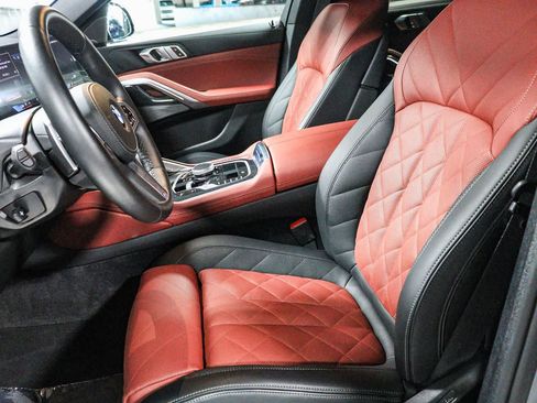 Used 2026 BMW X6 xDrive40i w/ Climate Comfort Package AWD/4WD image 19