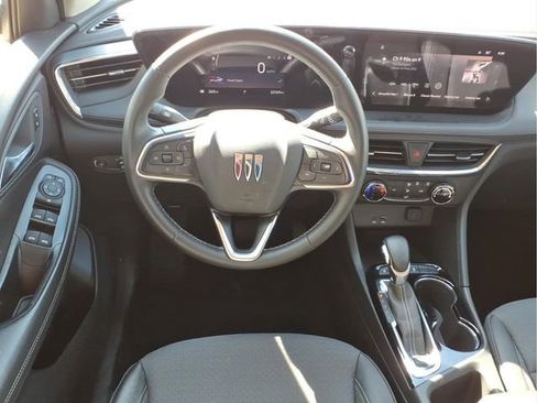 Used 2025 Buick Encore GX Preferred FWD image 19