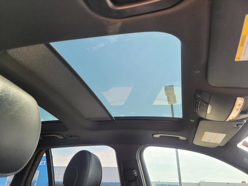 Used 2020 Mercedes-Benz GLC 300 image 11