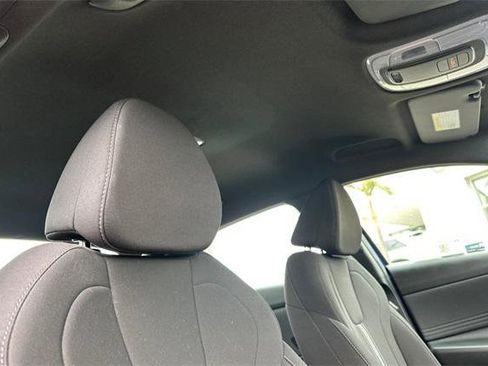 Certified 2025 Hyundai Elantra Sport w/ Cargo Package image 17