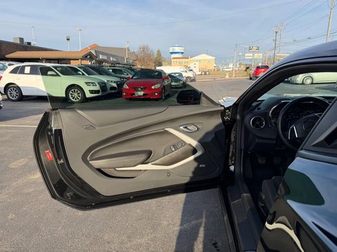 Used 2021 Chevrolet Camaro LT w/ RS Package RWD image 30