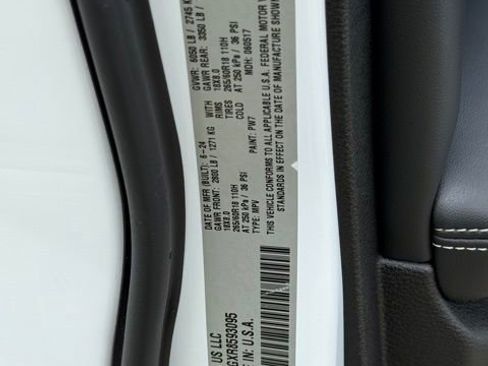 Used 2024 Jeep Grand Cherokee Limited RWD image 30