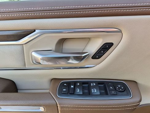 Used 2021 RAM 1500 Laramie image 28