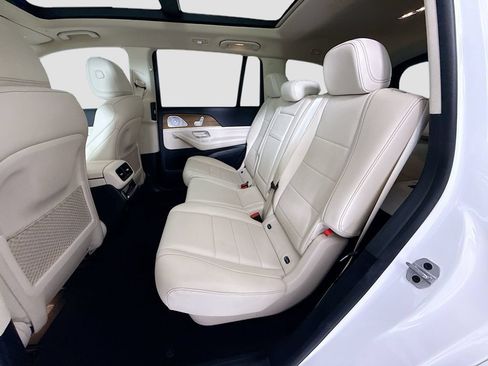 Certified 2023 Mercedes-Benz GLS 450 4MATIC image 21