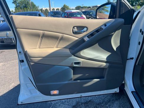 Used 2014 Nissan Murano SL AWD/4WD image 9