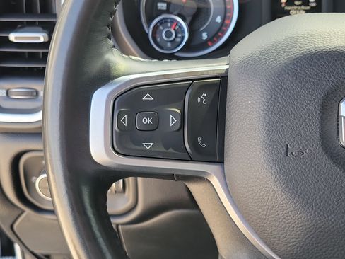 Used 2024 RAM 2500 Big Horn AWD/4WD image 25