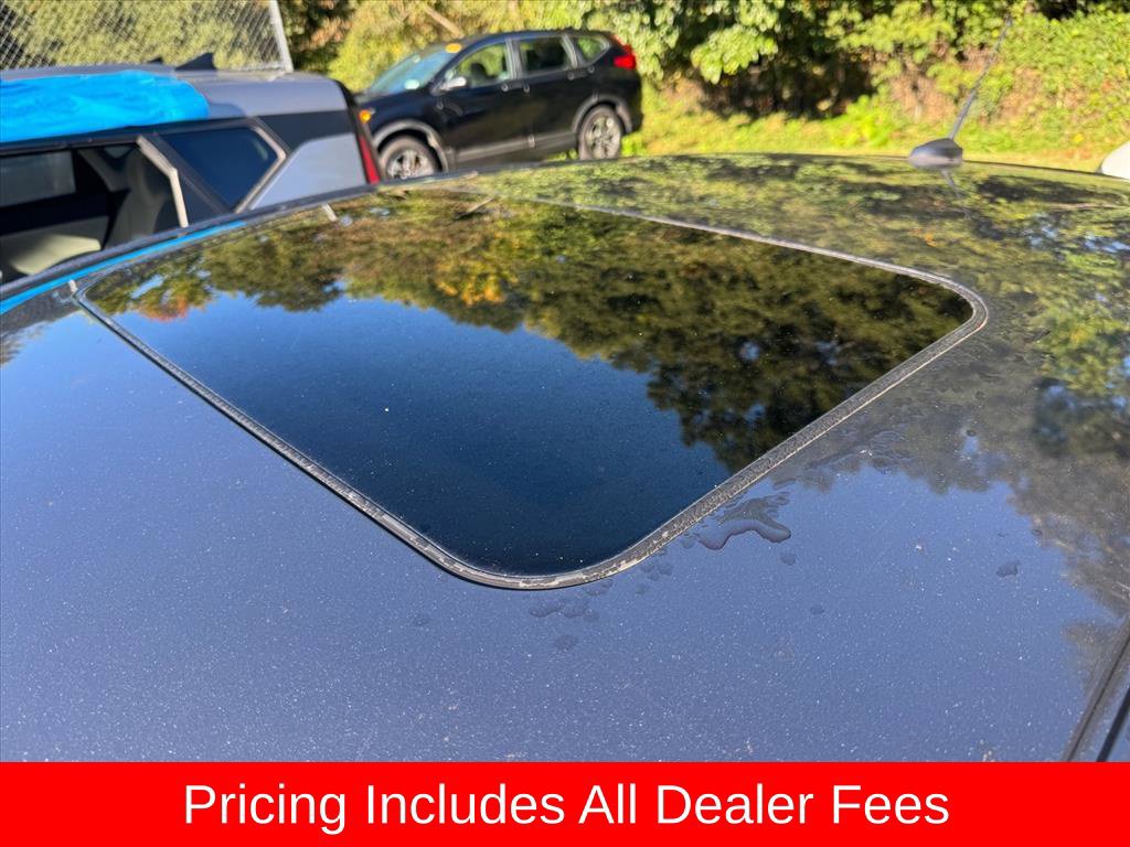 Used 2017 Ford Fusion Titanium FWD image 9