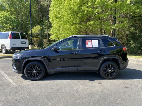Used 2020 Jeep Cherokee Latitude FWD image 6