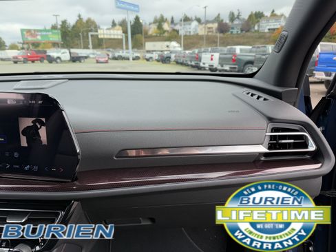 New 2026 Chevrolet Traverse RS image 23