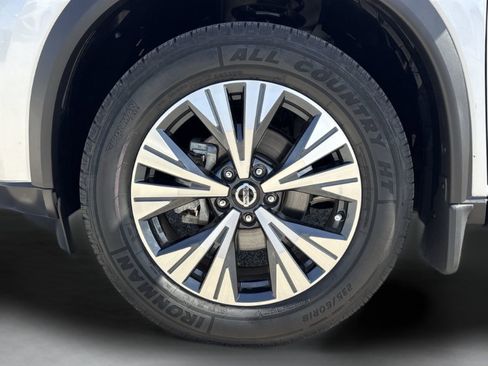 Used 2021 Nissan Rogue SV AWD/4WD image 30