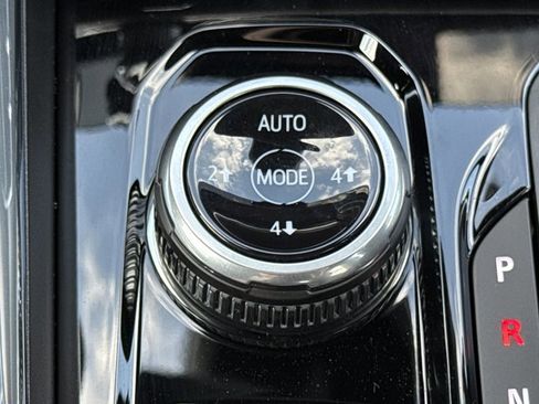New 2026 GMC Canyon AT4 w/ Nightfall Essentials Package AWD/4WD image 19