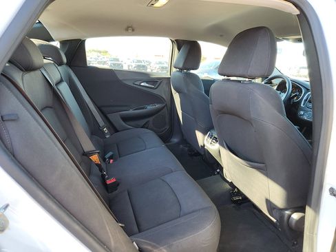 Used 2024 Chevrolet Malibu LT image 14