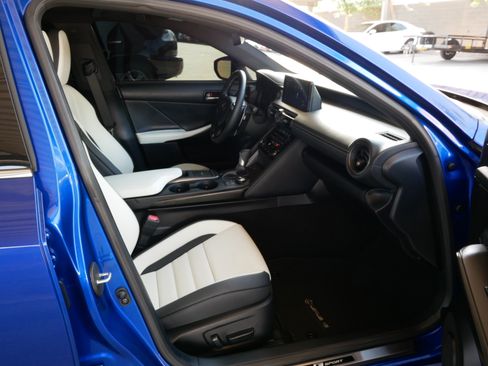 Used 2024 Lexus IS 350 F Sport w/ Navigation Package RWD image 10