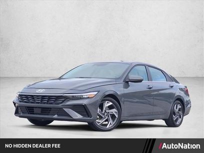 Used 2025 Hyundai Elantra Limited