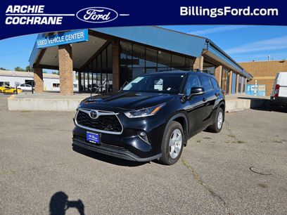 Used 2021 Toyota Highlander LE