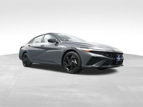 New 2026 Hyundai Elantra SEL Sport image 30