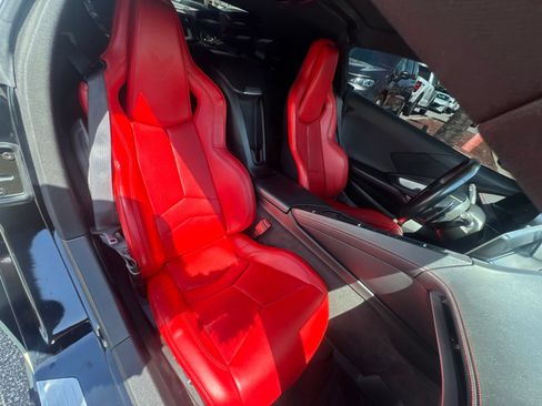 Used 2022 Chevrolet Corvette Stingray Coupe w/ Z51 Performance Package RWD image 18