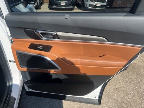 Used 2025 Kia Telluride EX X-Line image 18