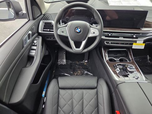 New 2027 BMW X7 xDrive40i w/ Executive Package AWD/4WD image 12