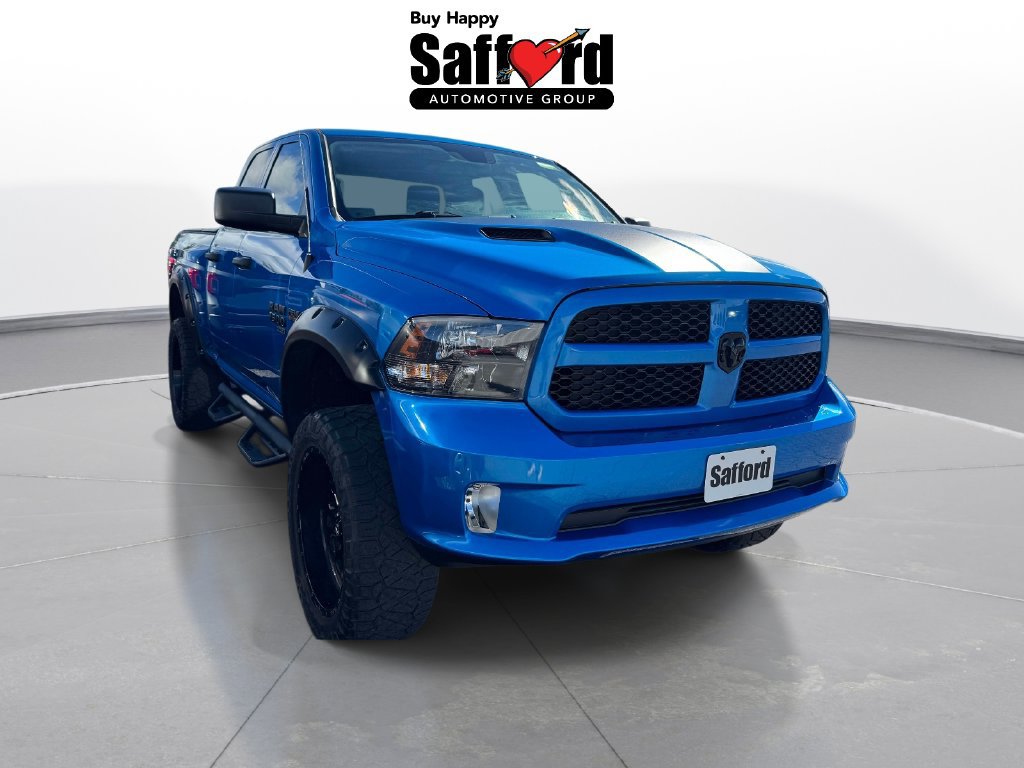 Used 2019 RAM 1500 Express w/ Express Value Package AWD/4WD image 2