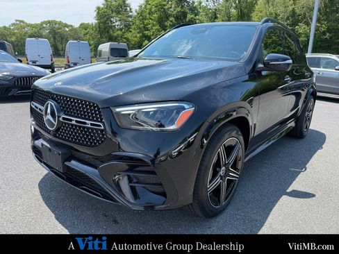 Certified 2025 Mercedes-Benz GLE 350 4MATIC w/ AMG Line Exterior image 4