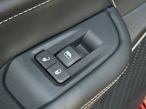 New 2026 Jeep Grand Cherokee Limited Reserve AWD/4WD image 31