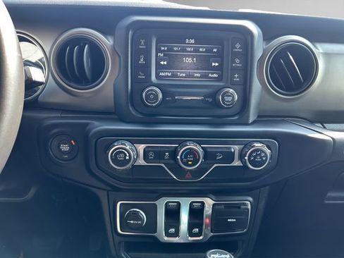 Used 2019 Jeep Wrangler Sport AWD/4WD image 21