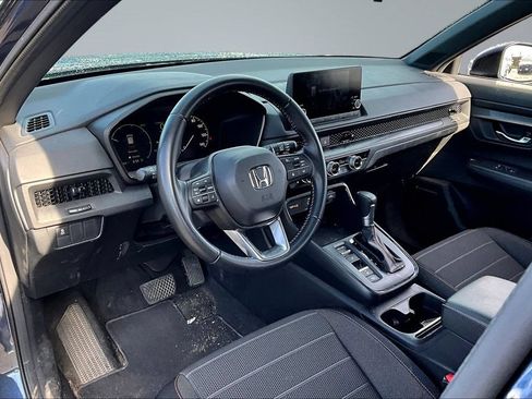 Used 2025 Honda CR-V Sport image 14