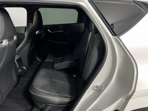 Used 2024 Kia EV6 GT image 28
